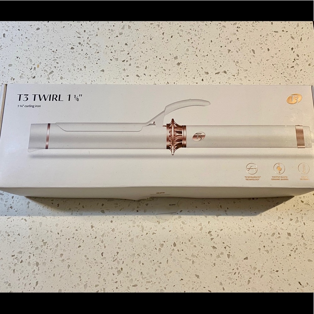 T3 1.25” Barrel Curling Iron